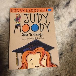 Judy moody 8th book 🌟5 for 10🌟